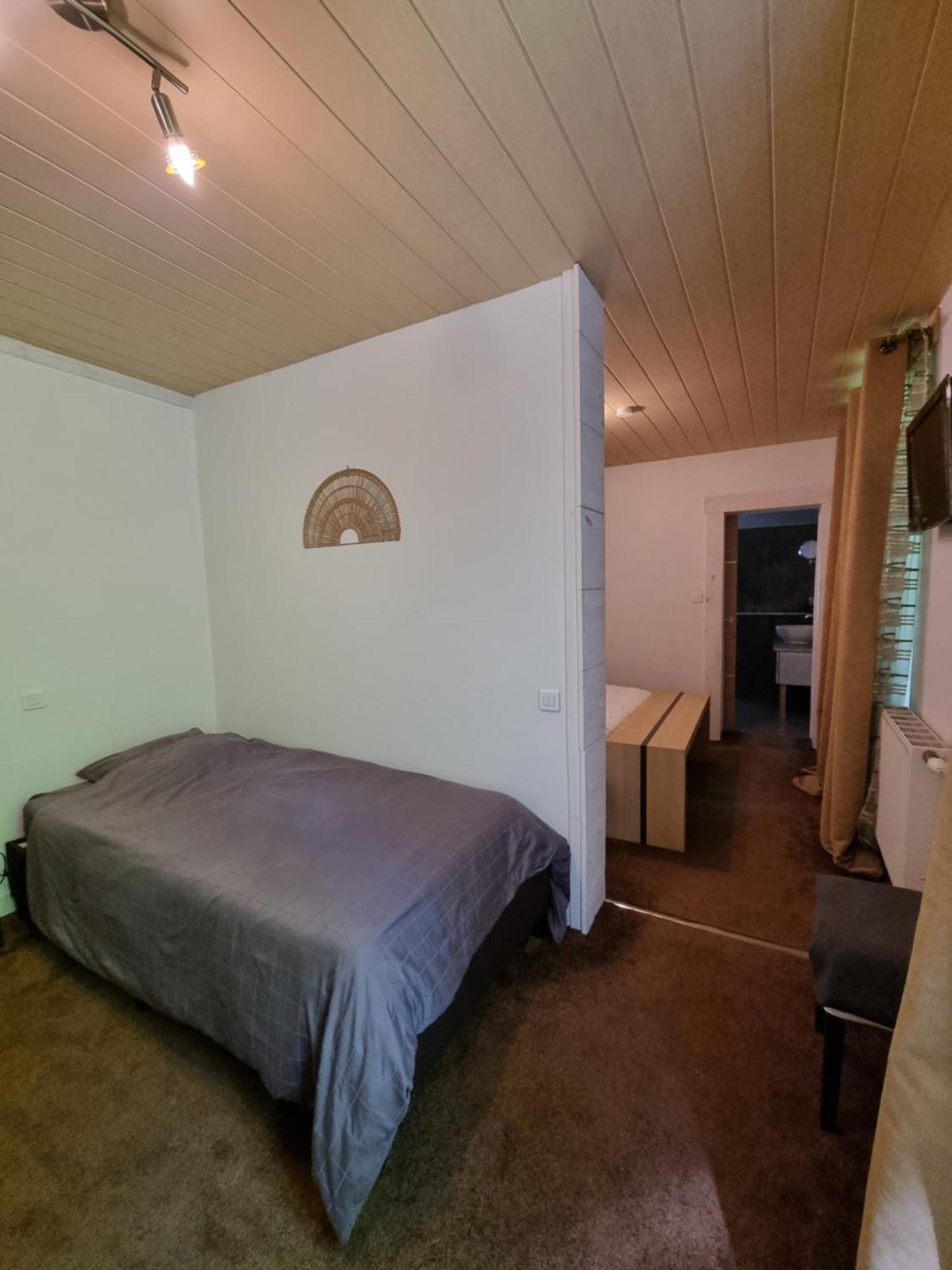 Les Grands Frenes Bed & Breakfast Plaine-de-Walsch Rom bilde